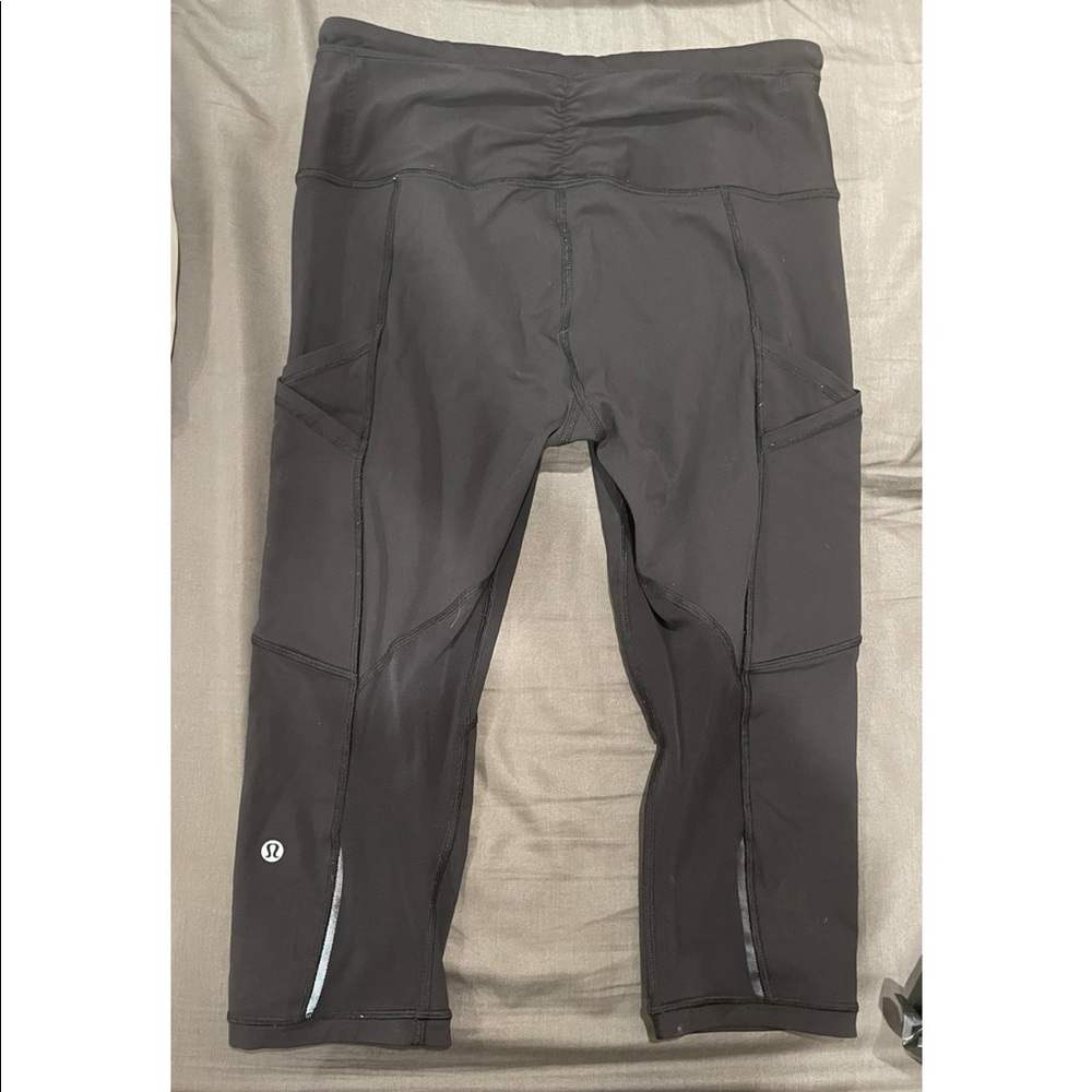 Lululemon outrun crop